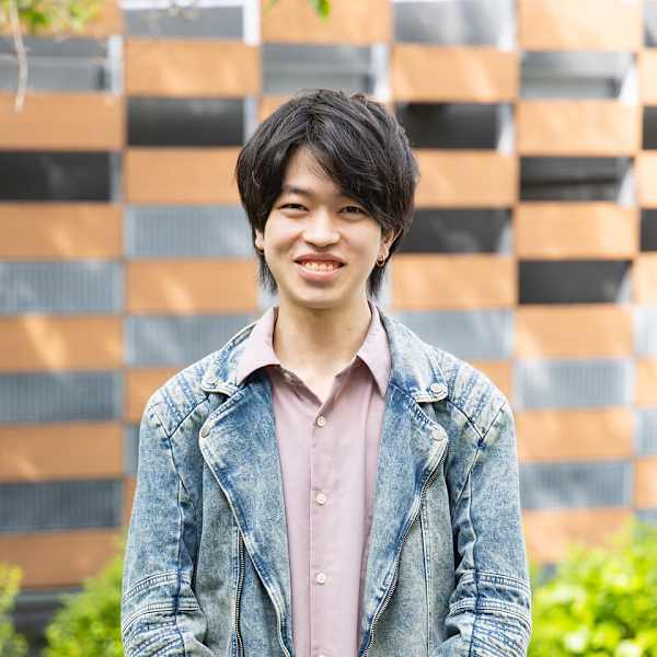 髪質改善 個室サロン Linoa【リノア】西梅田 福島 美容室【カミシツカイゼンコシツサロンリノアニシウメダフクシマビヨウシツ】のスタッフ紹介。吉田 翼