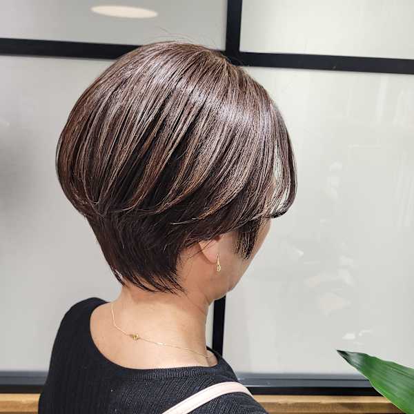 白髪ぼかしハイライト ショート【尾野恭平】|BALE