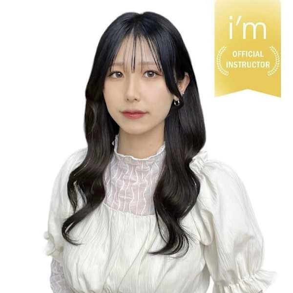 アイブロウサロン i'm 大宮西口店【眉毛専門店】【アイブロウサロン アイム オオミヤニシグチテン マユゲセンモンテン】のスタッフ紹介。リナ