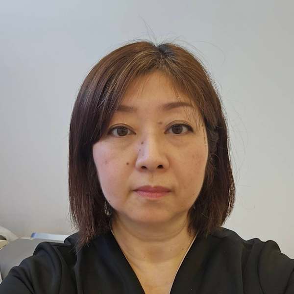 BEAUTY&THERAPY【ビューティーアンドテラピー】のスタッフ紹介。イマムラ
