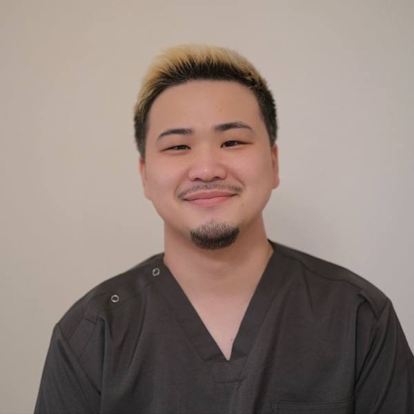 SKIN STUDIO TOKYO【スキンスタジオトウキョウ】のスタッフ紹介。チバ　リュウセイ