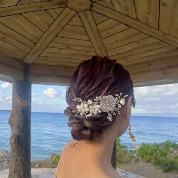 ゆるめのシニヨン