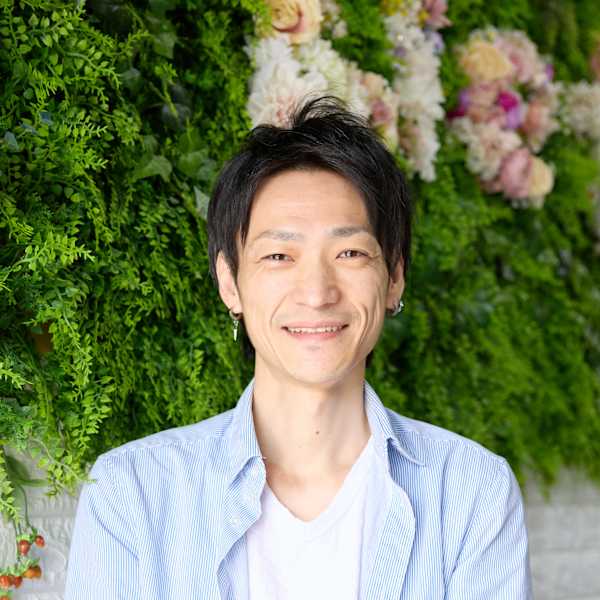 Hair×Cafe Lieto【ヘアーカフェリエット】のスタッフ紹介。山口 和哉