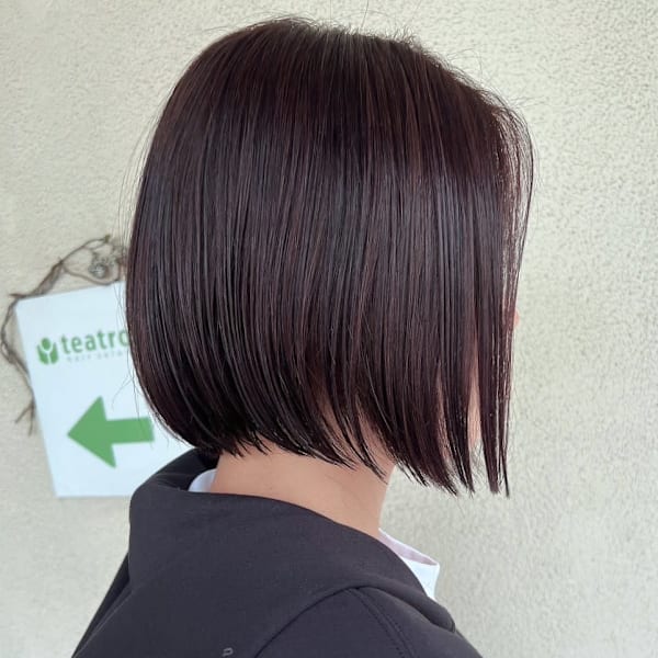 切りっぱなしボブ 艶髪 ダメージレス ラベンダーベージュ|ROCA by teatro hair salon