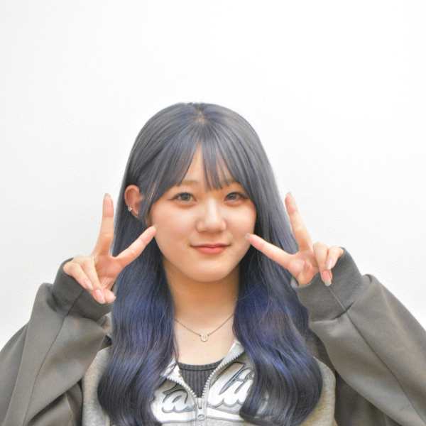 hairs BERRY 大橋店【ヘアーズ ベリー オオハシテン】のスタッフ紹介。SAYAKA