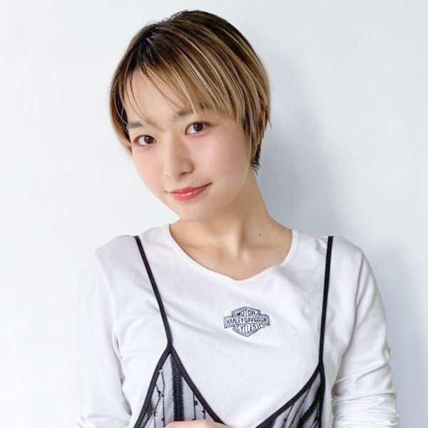 IT by ALBUM 中野店【アイティー バイ アルバム】【アイティー バイ アルバムナカノテン】のスタッフ紹介。松野 有美香