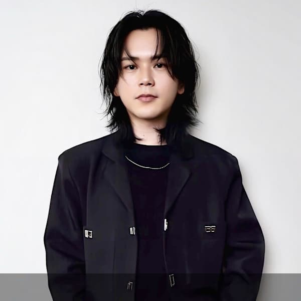 男性専門美容室 growth 天神店【ダンセイセンモンビヨウシツ グロウ テンジンテン】のスタッフ紹介。SHINYA