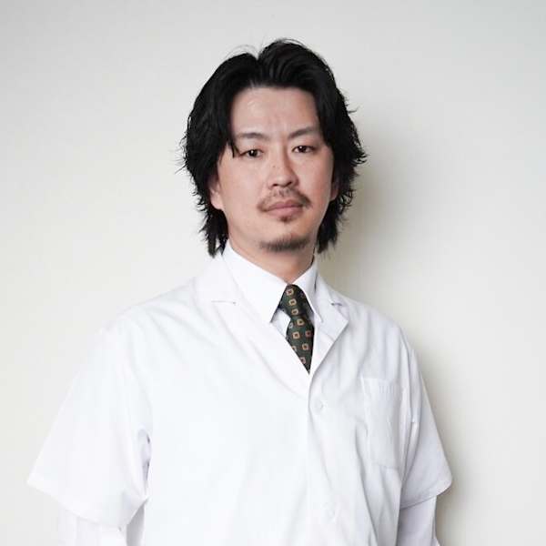 @110 BARBER SHOP 長浜店【ワンワンオー バーバー ショップ ナガハマテン】のスタッフ紹介。HAYATO