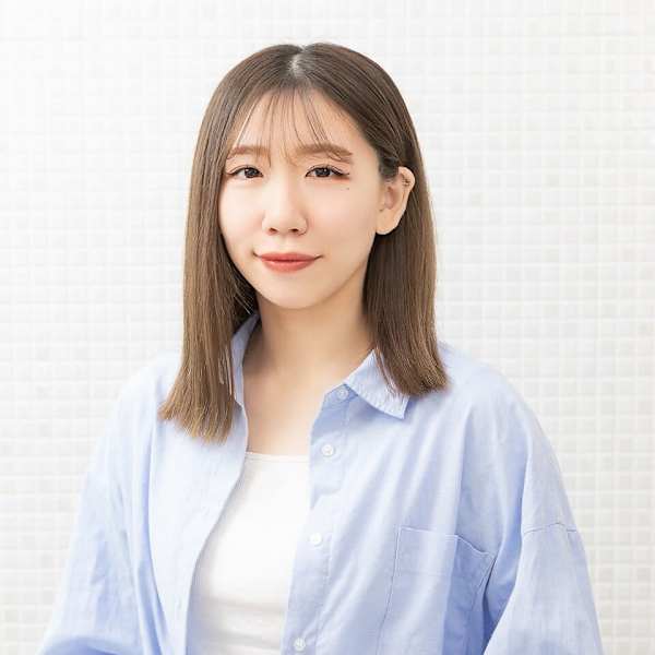 AUGUST hair nail【オーガストヘアネイル】のスタッフ紹介。岩谷 愛依