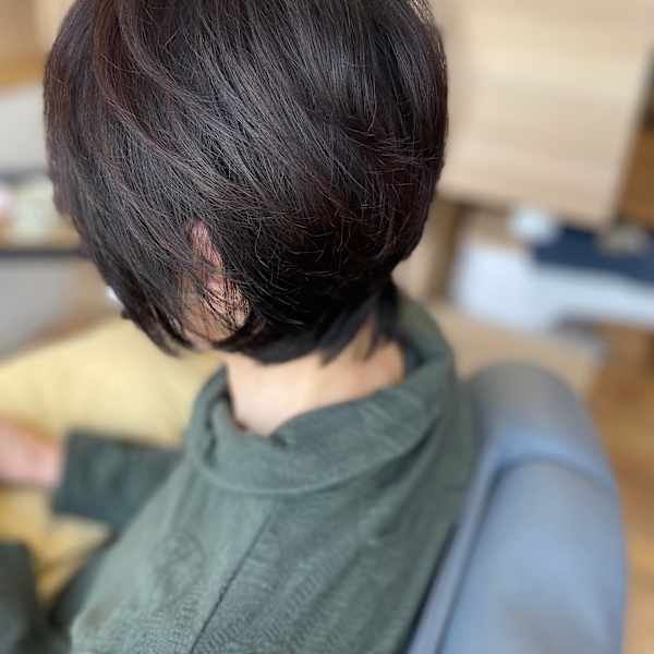 ショートボブ