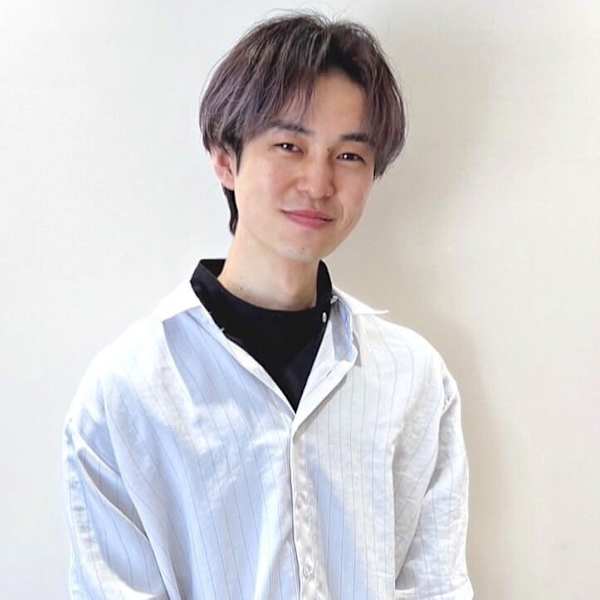 トリートヘアデザイン西船橋店【トリートヘアデザインニシフナバシテン】のスタッフ紹介。石井 竜也