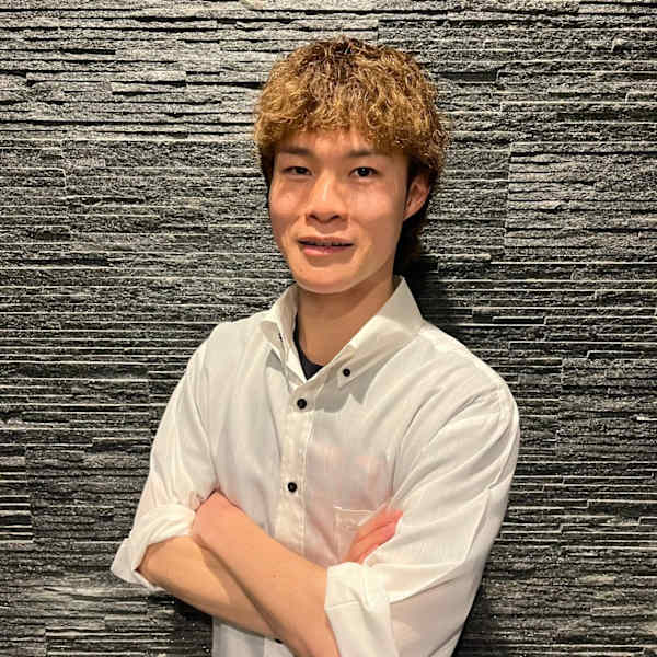ヒロ銀座ヘアーサロン 五反田店【ヒロギンザヘアーサロンゴタンダテン】のスタッフ紹介。野澤 祐希