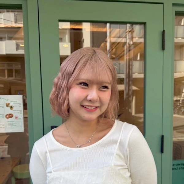 HERMITAGE【エルミタージュ】【エルミタージュ】のスタッフ紹介。安本陽奈