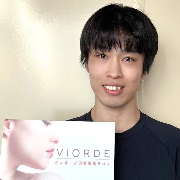 ヴィオーデ美容整体サロン 立川店【ヴィオーデビヨウセイタイサロン タチカワテン】のスタッフ紹介。オオタ ヒカリ