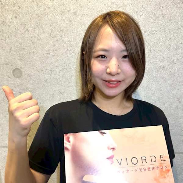 ヴィオーデ美容整体サロン 横浜店【ヴィオーデビヨウセイタイサロン ヨコハマテン】のスタッフ紹介。クニモト ミラン