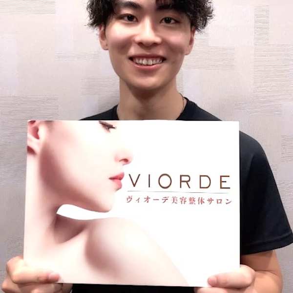 ヴィオーデ美容整体サロン 船橋店【ヴィオーデビヨウセイタイサロン フナバシテン】のスタッフ紹介。アキクボ ヒロム