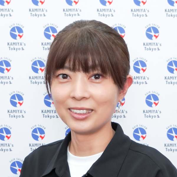 カミヤーズTokyo五反田店【カミヤーズトウキョウゴタンダテン】のスタッフ紹介。坂井 ゆうこ