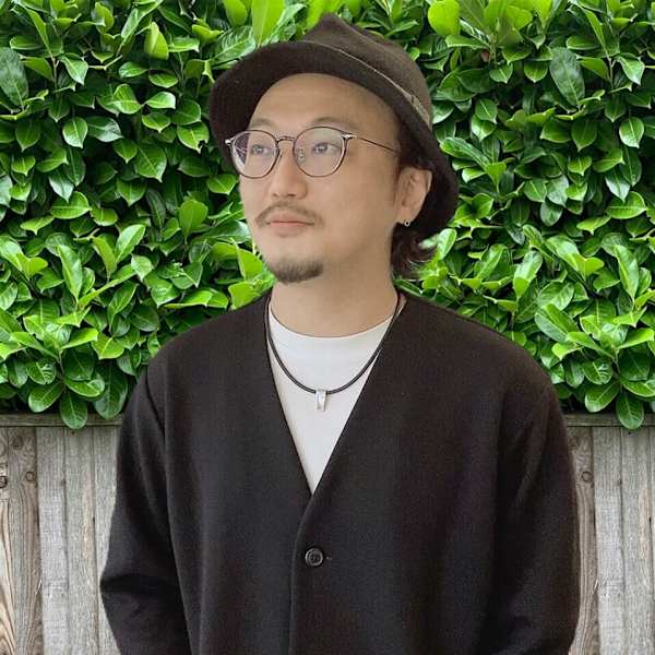 ARiA by ECLART新宿南口店【アリアバイエクラートシンジュクミナミグチテン】のスタッフ紹介。荒川 英之