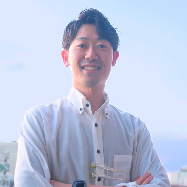 ヒロ銀座ヘアーサロン神田店【ヒロギンザヘアーサロンカンダテン】のスタッフ紹介。山田哲平