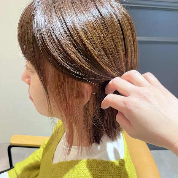 イヤリングカラー