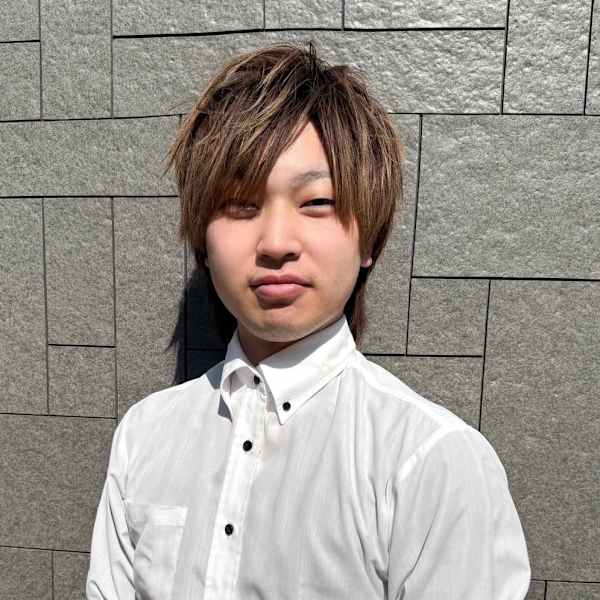 HIRO GINZA 新橋店【理容室】【ヒロギンザシンバシテン】のスタッフ紹介。遠藤 陸