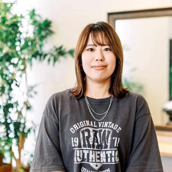 GOOD NEIGHBORS 流山おおたかの森店【グッドネイバーズナガレヤマオオタカノモリテン】のスタッフ紹介。鈴木 彩花