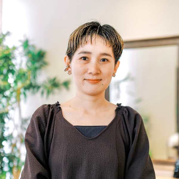 GOOD NEIGHBORS 流山おおたかの森店【グッドネイバーズナガレヤマオオタカノモリテン】のスタッフ紹介。廣井 純子