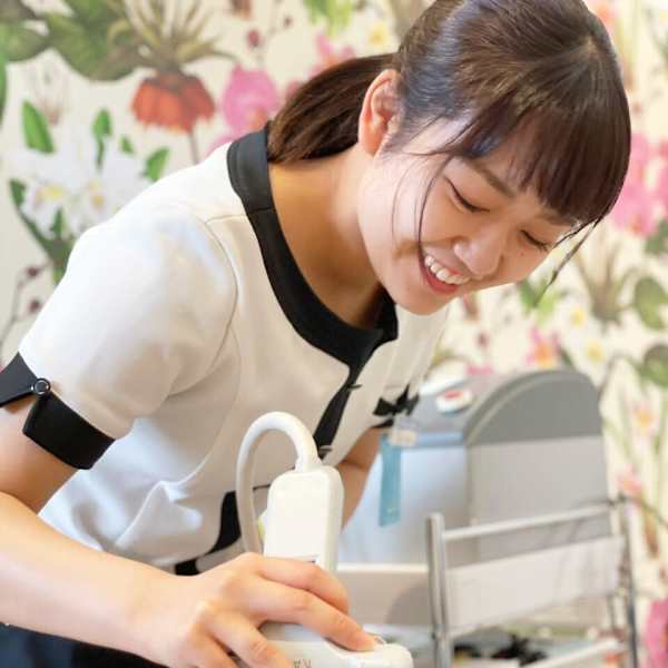 脱毛専門サロン OCEAN BLUE 長崎店【オーシャンブルー】のスタッフ紹介。サハラ コハク