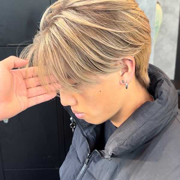 バイヤレージュ　デザインカラー　ハイトーン　表参道/原宿