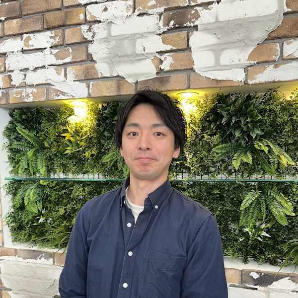 Hair.& Spa Ingrove 千葉ニュータウン店【イングローブ】のスタッフ紹介。古畑 翼