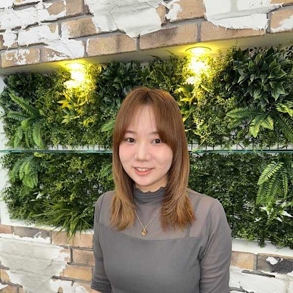 Hair.& Spa Ingrove 千葉ニュータウン店【イングローブ】のスタッフ紹介。菅原 麻衣