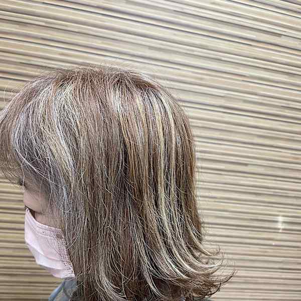 【人気】白髪ぼかしハイライト