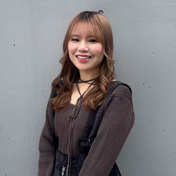 ZA/ZA 高田馬場【ザザ】【ザザタカダノババ】のスタッフ紹介。齋藤 真希