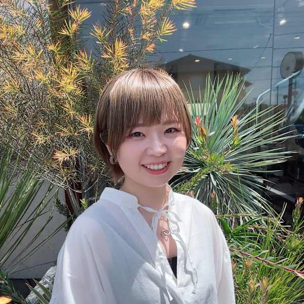 RICHAIR GREEN【リシェールグリーン】のスタッフ紹介。高木櫻
