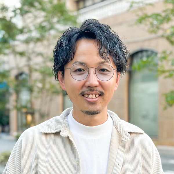 Men's salon VERDE【メンズサロンヴェルデ】のスタッフ紹介。水嶋 哲哉
