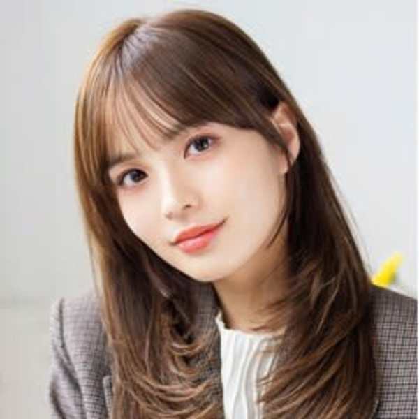 小顔レイヤー×シースルーバングミディ