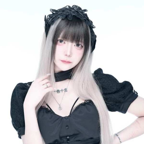 地雷系ツートンホワイト