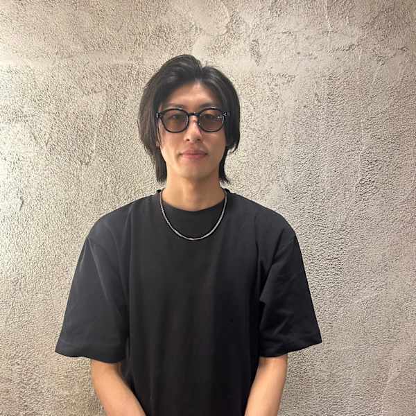 Artiste【アルティスト】のスタッフ紹介。小野 隼輔