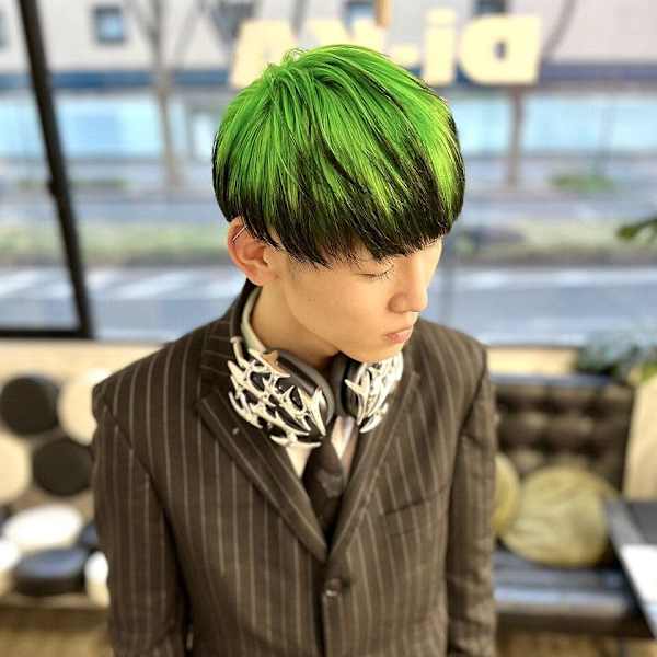 グリーン~黒/ルーツカラー/マッシュ/ケアブリーチ/髪質改善