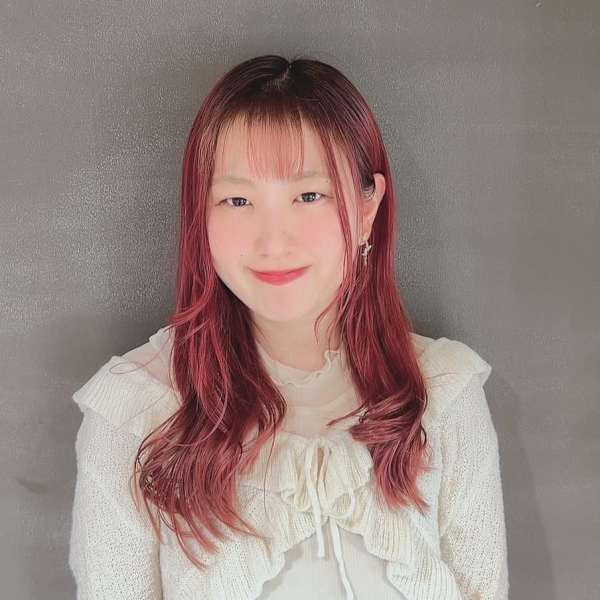 【全席半個室サロン】Natural 池袋店【ナチュラル イケブクロテン】のスタッフ紹介。菜由