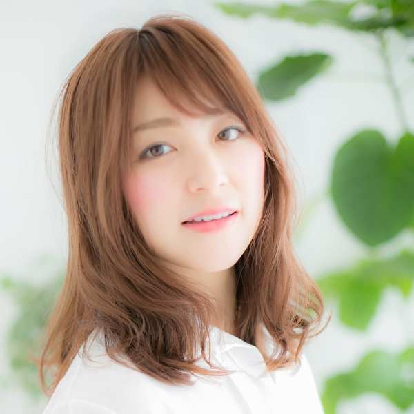 【Linoa】斜めバング×ベージュピンクロブヘア
