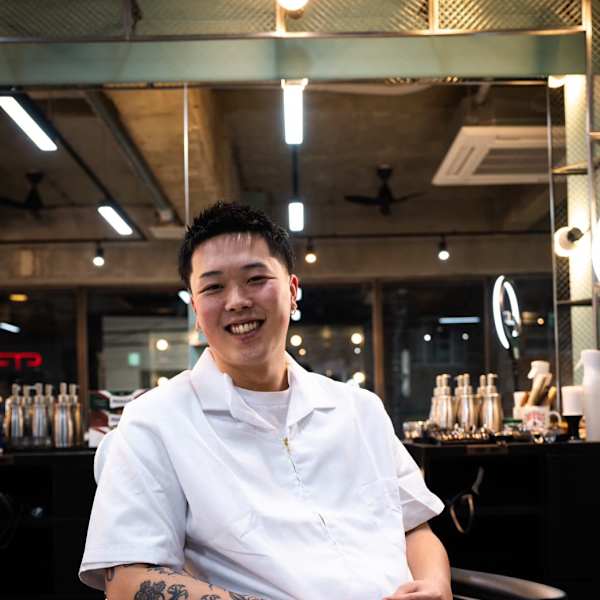 TIGHT SWAG BARBERWORKS【タイトスワッグバーバーワークス】のスタッフ紹介。AYUMU