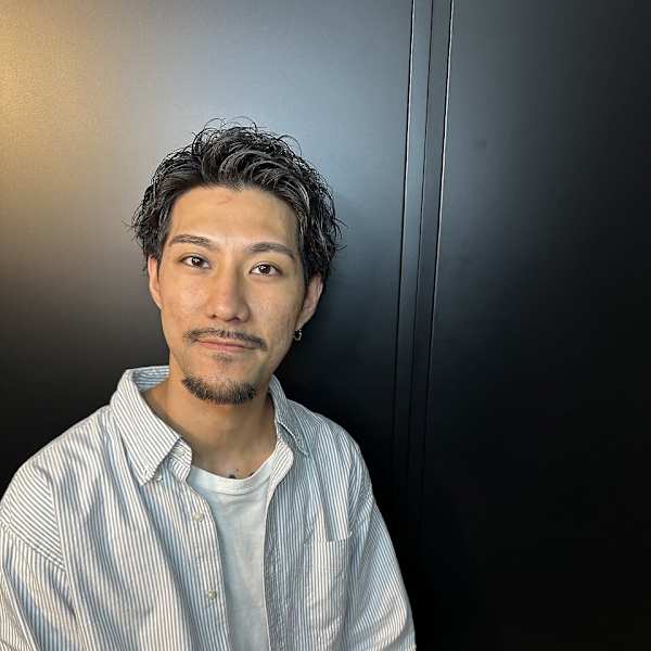 L'oeuf 【ルフ】【ルフ】のスタッフ紹介。山下　アミール