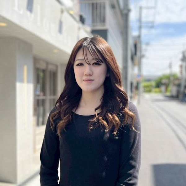 Lolonois 豊中【ロロネー トヨナカ】のスタッフ紹介。米澤 知泉
