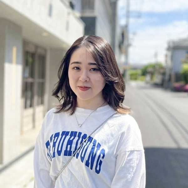 Lolonois 豊中【ロロネー トヨナカ】のスタッフ紹介。安田 妃良
