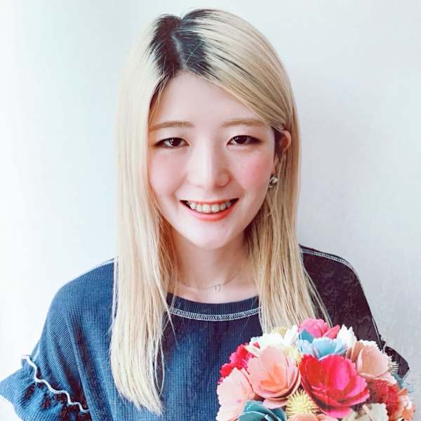 hair+resort bouquet【ヘアリゾートブーケ】のスタッフ紹介。石井 優子