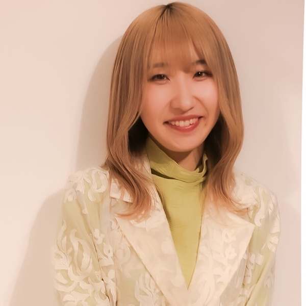 iro I hair【イロアイヘアー】のスタッフ紹介。松本 麗実