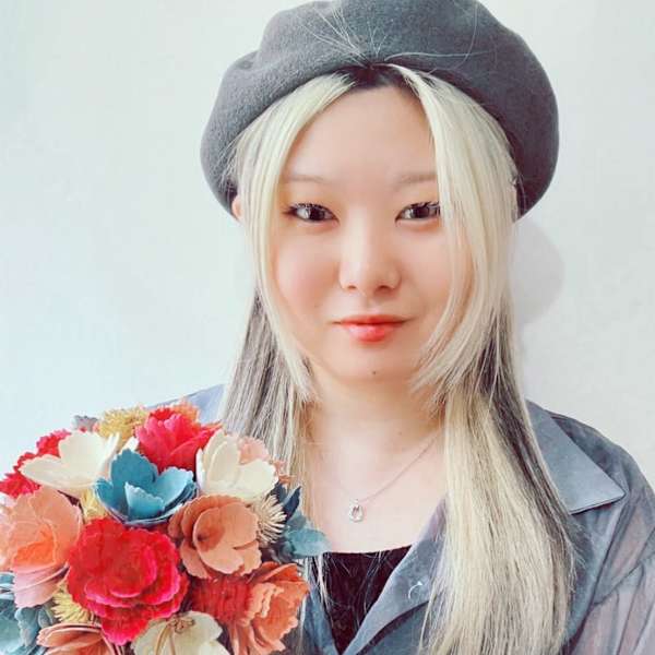 march?【マルシェ】のスタッフ紹介。田嶋 麗奈