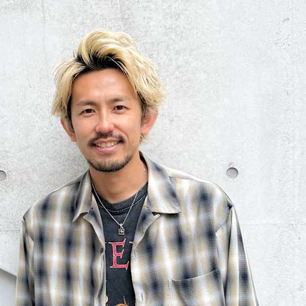 hair&life egerie days【ヘア アンド ライフ エジェリデイズ】のスタッフ紹介。保谷 裕樹