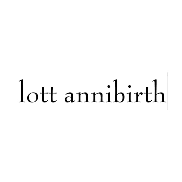 lott annibirth【ロット アニバース】のスタッフ紹介。mutsumi